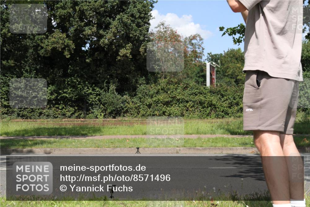 10.08.2025 - GEWOBA Citytriathlon Bremen Yannick Fuchs http://msf.ph/oto/8571496 10.08.2025 14:33:40 Radfahren 2, 25, 48, 65, 138, 440, 514, 519, 522 meine-sportfotos.de