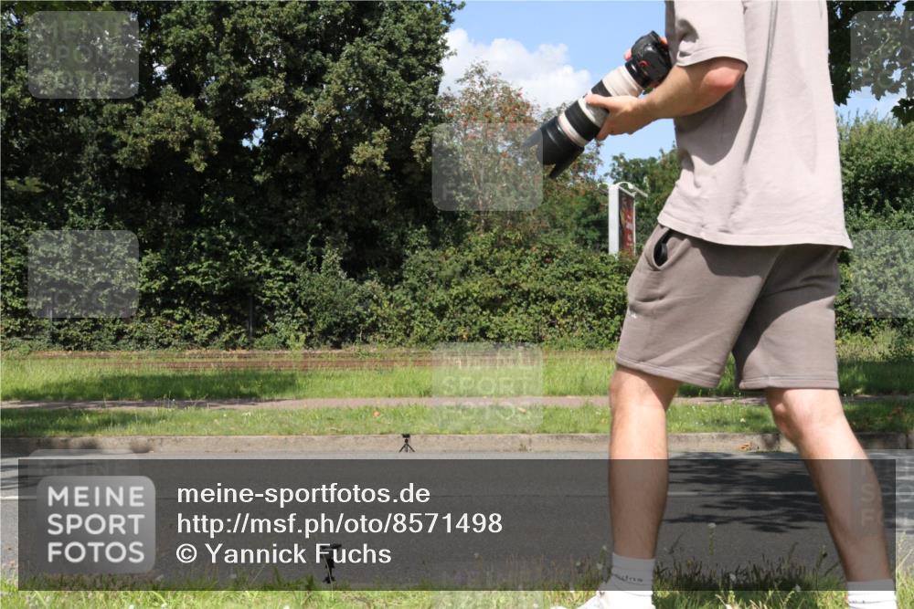 10.08.2025 - GEWOBA Citytriathlon Bremen Yannick Fuchs http://msf.ph/oto/8571498 10.08.2025 14:33:40 Radfahren 2, 25, 48, 65, 138, 440, 514, 519, 522 meine-sportfotos.de