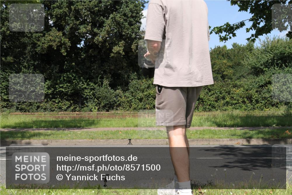 10.08.2025 - GEWOBA Citytriathlon Bremen Yannick Fuchs http://msf.ph/oto/8571500 10.08.2025 14:33:41 Radfahren 2, 25, 48, 65, 138, 440, 514, 522 meine-sportfotos.de