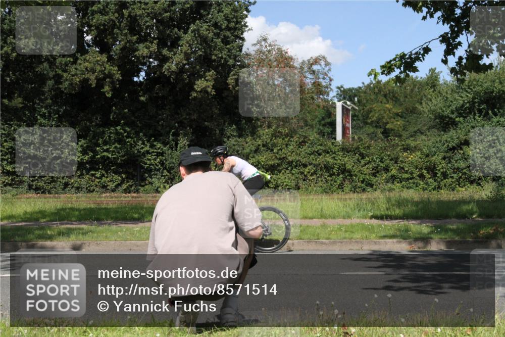 10.08.2025 - GEWOBA Citytriathlon Bremen Yannick Fuchs http://msf.ph/oto/8571514 10.08.2025 14:33:49 Radfahren 25, 48, 55, 65, 92, 514, 522 meine-sportfotos.de