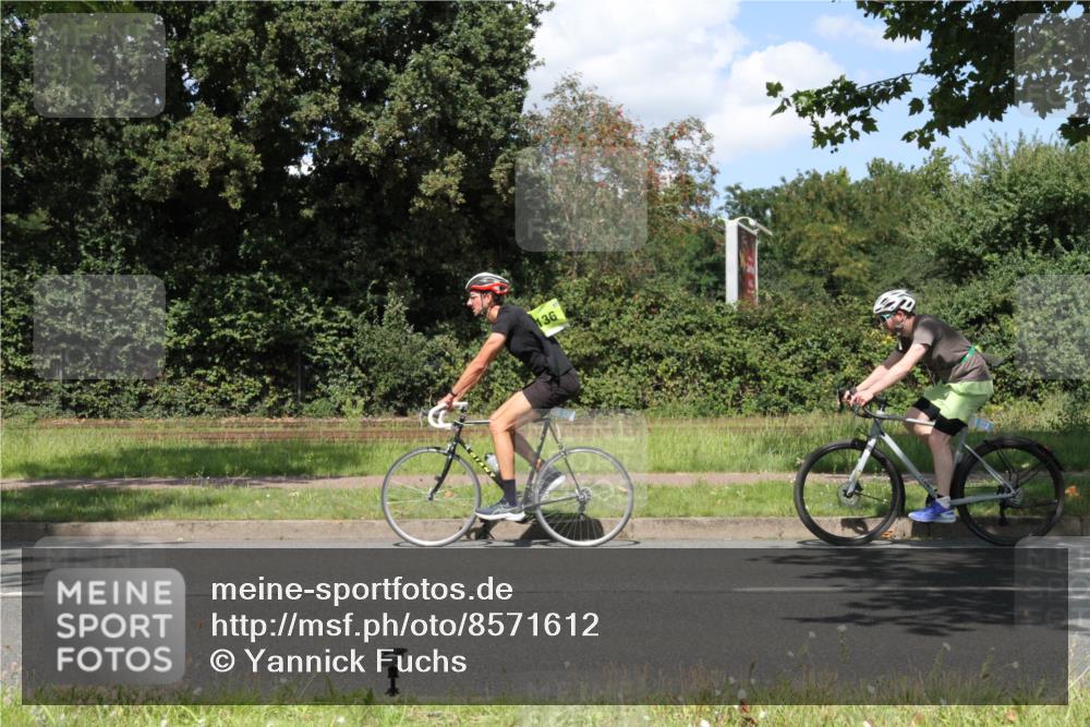 10.08.2025 - GEWOBA Citytriathlon Bremen Yannick Fuchs http://msf.ph/oto/8571612 10.08.2025 14:35:45 Radfahren 64, 108, 129, 173, 233, 319, 339, 395, 421 meine-sportfotos.de