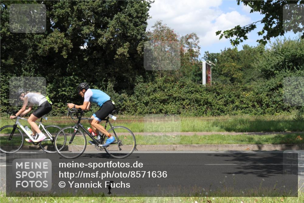 10.08.2025 - GEWOBA Citytriathlon Bremen Yannick Fuchs http://msf.ph/oto/8571636 10.08.2025 14:36:15 Radfahren 20, 91, 261, 380, 437, 452 meine-sportfotos.de