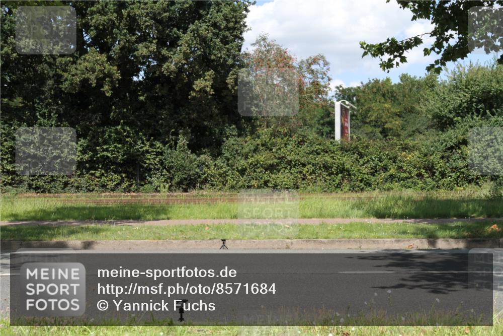 10.08.2025 - GEWOBA Citytriathlon Bremen Yannick Fuchs http://msf.ph/oto/8571684 10.08.2025 14:37:25 Radfahren 58, 78, 121, 197, 201, 254, 287, 290, 512 meine-sportfotos.de