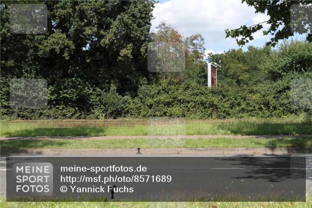 10.08.2025 - GEWOBA Citytriathlon Bremen Yannick Fuchs http://msf.ph/oto/8571689 10.08.2025 14:37:27 Radfahren 58, 116, 197, 201, 254, 287, 290, 512 meine-sportfotos.de
