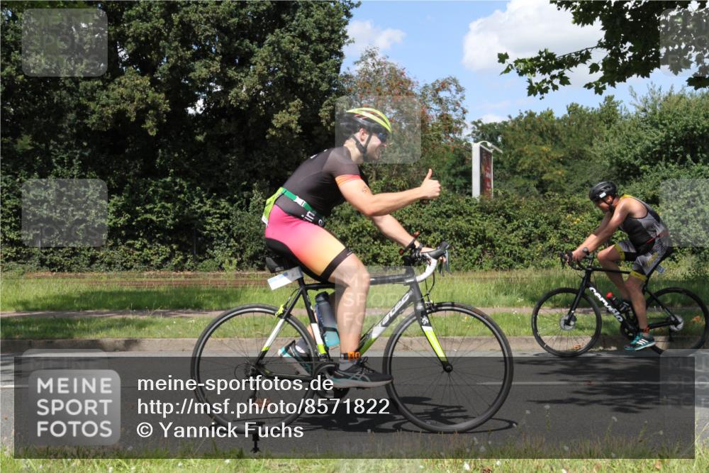 10.08.2025 - GEWOBA Citytriathlon Bremen Yannick Fuchs http://msf.ph/oto/8571822 10.08.2025 14:40:12 Radfahren 52, 59, 69, 139, 225 meine-sportfotos.de