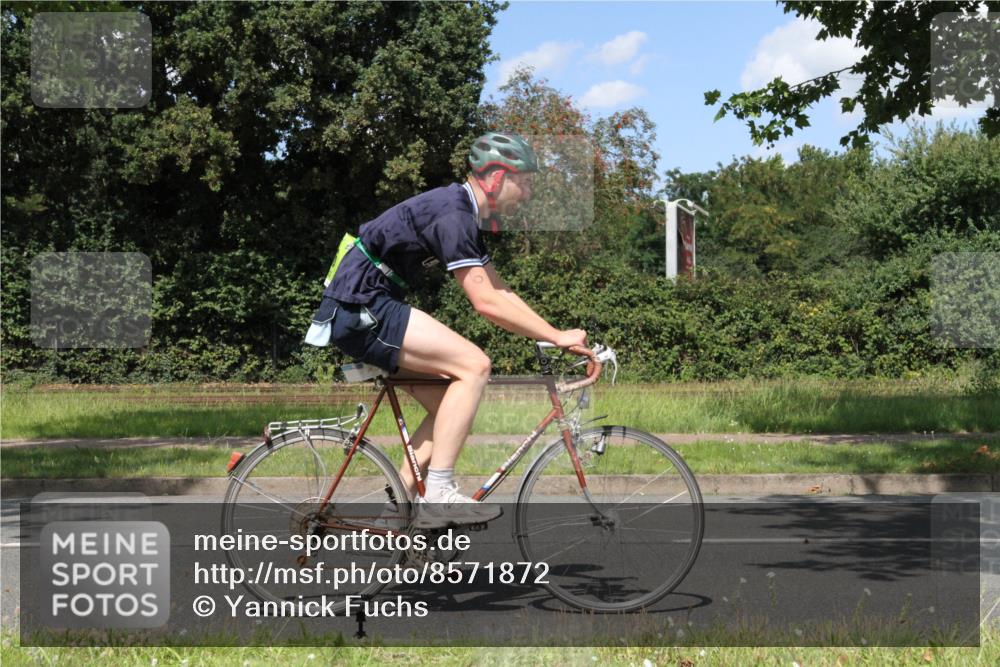 10.08.2025 - GEWOBA Citytriathlon Bremen Yannick Fuchs http://msf.ph/oto/8571872 10.08.2025 14:41:31 Radfahren 36, 280, 306, 343, 513 meine-sportfotos.de