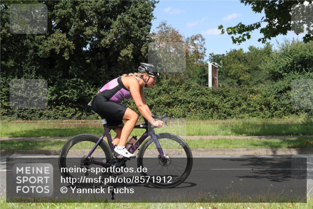 10.08.2025 - GEWOBA Citytriathlon Bremen Yannick Fuchs http://msf.ph/oto/8571912 10.08.2025 14:42:50 Radfahren 67, 110, 180, 474, 479 meine-sportfotos.de