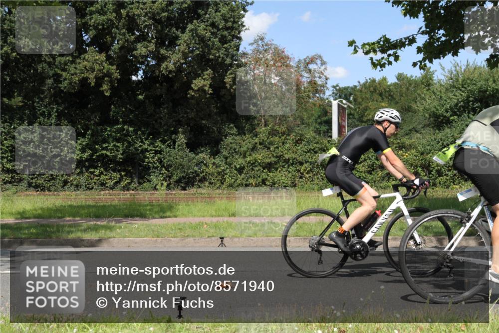 10.08.2025 - GEWOBA Citytriathlon Bremen Yannick Fuchs http://msf.ph/oto/8571940 10.08.2025 14:43:43 Radfahren 86, 109, 154, 163, 259, 325 meine-sportfotos.de