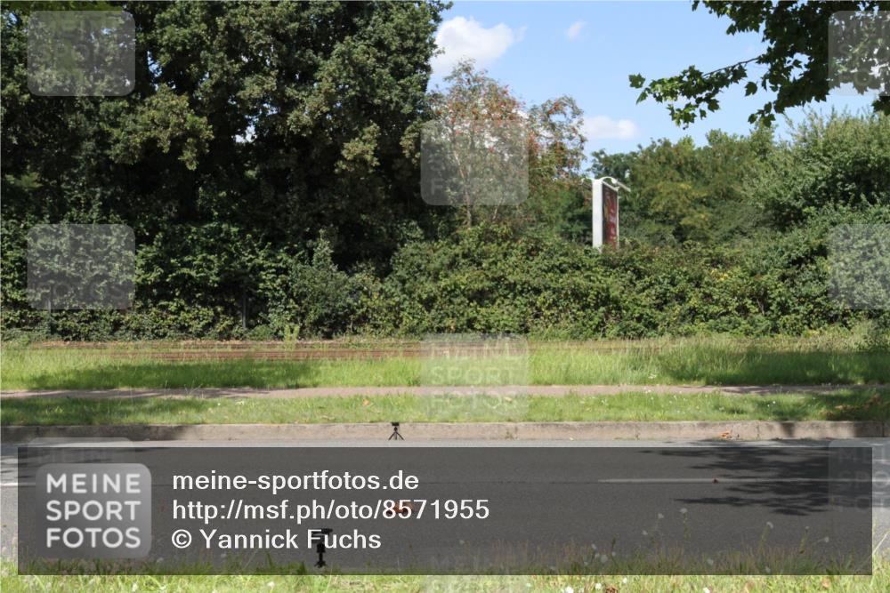 10.08.2025 - GEWOBA Citytriathlon Bremen Yannick Fuchs http://msf.ph/oto/8571955 10.08.2025 14:44:03 Radfahren 267, 278, 298, 325 meine-sportfotos.de