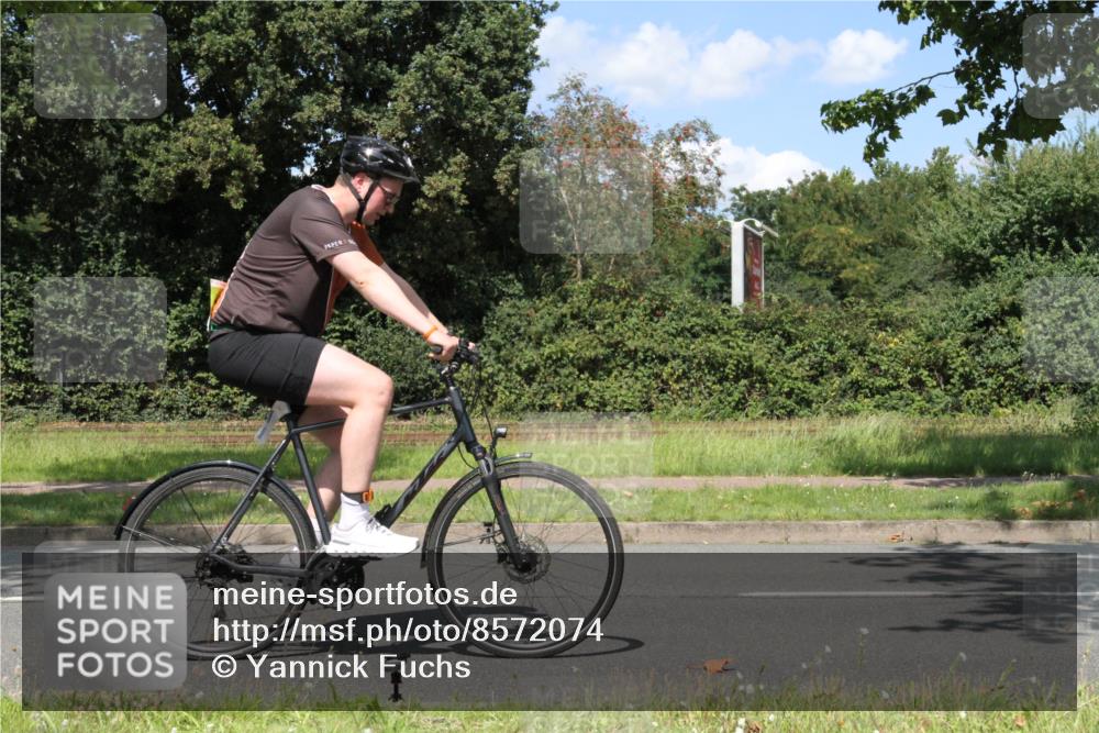 10.08.2025 - GEWOBA Citytriathlon Bremen Yannick Fuchs http://msf.ph/oto/8572074 10.08.2025 14:47:05 Radfahren 128, 140, 220, 320 meine-sportfotos.de
