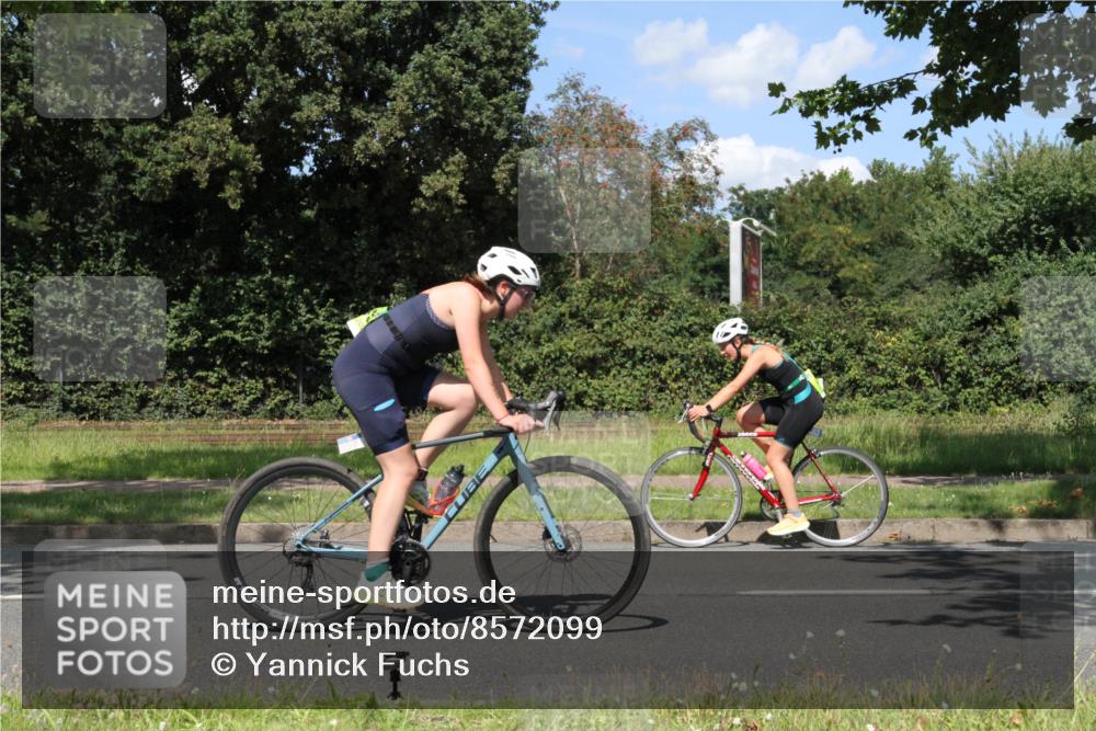 10.08.2025 - GEWOBA Citytriathlon Bremen Yannick Fuchs http://msf.ph/oto/8572099 10.08.2025 14:48:09 Radfahren 22, 196, 331, 350, 447 meine-sportfotos.de