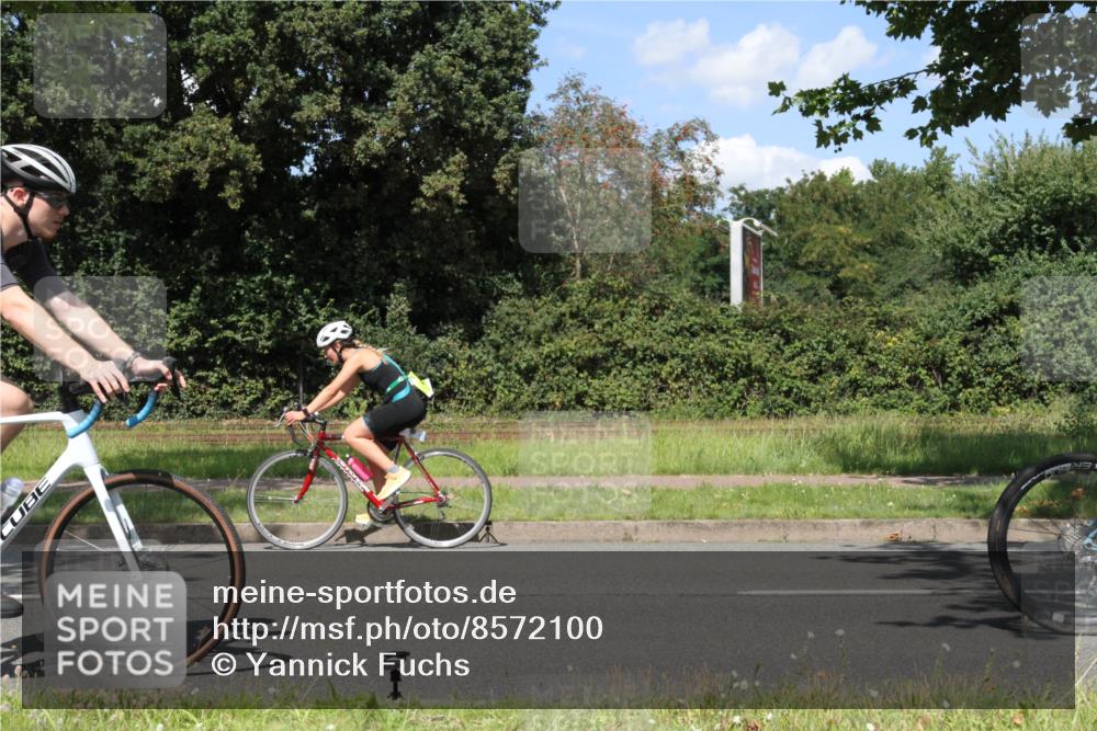 10.08.2025 - GEWOBA Citytriathlon Bremen Yannick Fuchs http://msf.ph/oto/8572100 10.08.2025 14:48:09 Radfahren 22, 196, 331, 350, 447 meine-sportfotos.de