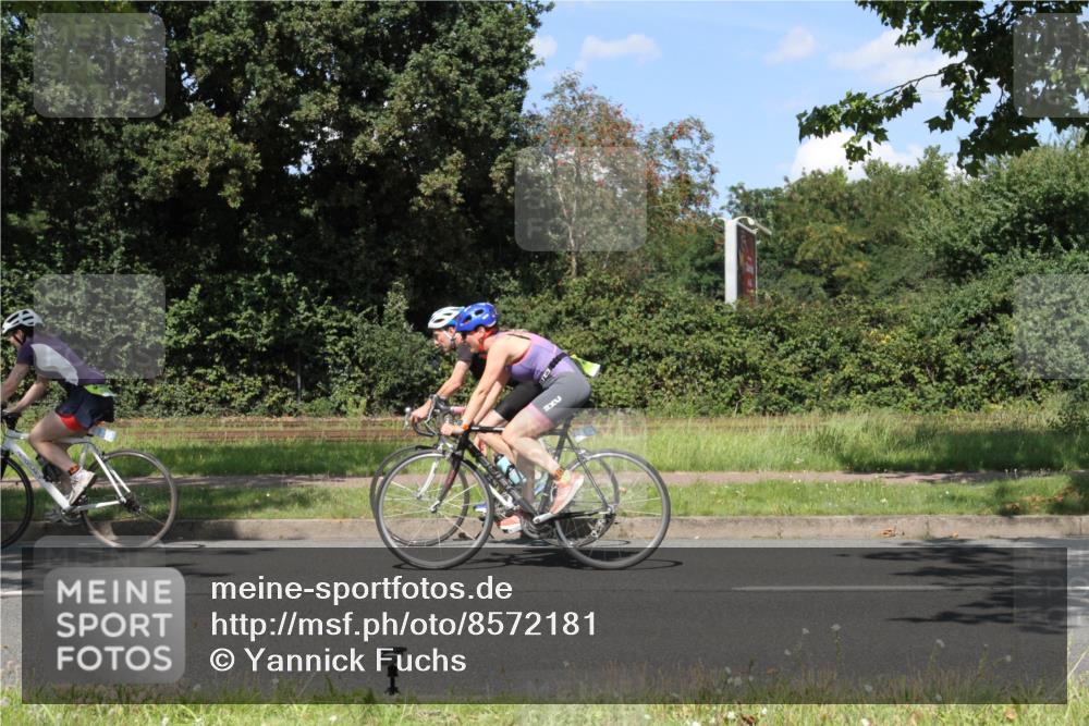 10.08.2025 - GEWOBA Citytriathlon Bremen Yannick Fuchs http://msf.ph/oto/8572181 10.08.2025 14:50:25 Radfahren 231, 352, 416, 504 meine-sportfotos.de