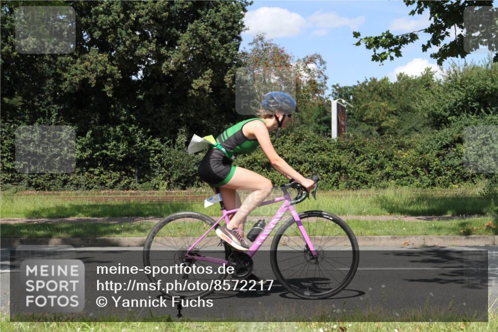 10.08.2025 - GEWOBA Citytriathlon Bremen Yannick Fuchs http://msf.ph/oto/8572217 10.08.2025 14:51:40 Radfahren 183, 237, 374, 468, 523 meine-sportfotos.de