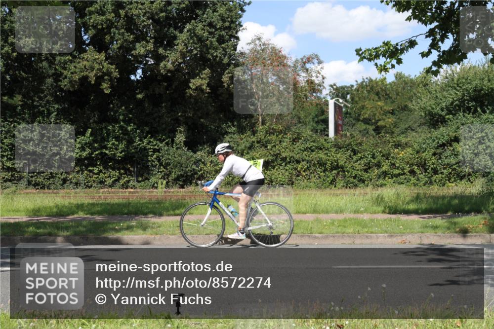 10.08.2025 - GEWOBA Citytriathlon Bremen Yannick Fuchs http://msf.ph/oto/8572274 10.08.2025 14:53:29 Radfahren 188, 419, 501 meine-sportfotos.de
