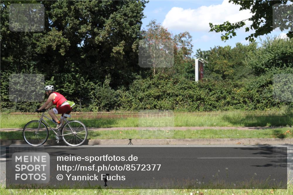 10.08.2025 - GEWOBA Citytriathlon Bremen Yannick Fuchs http://msf.ph/oto/8572377 10.08.2025 14:58:29 Radfahren 421 meine-sportfotos.de