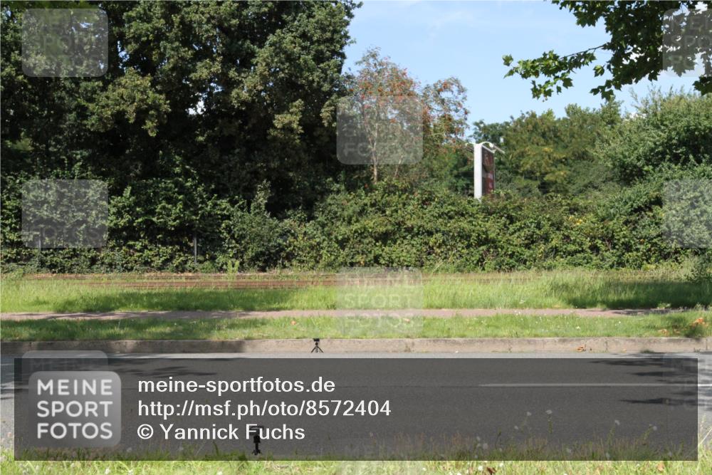 10.08.2025 - GEWOBA Citytriathlon Bremen Yannick Fuchs http://msf.ph/oto/8572404 10.08.2025 15:03:23 Radfahren  meine-sportfotos.de