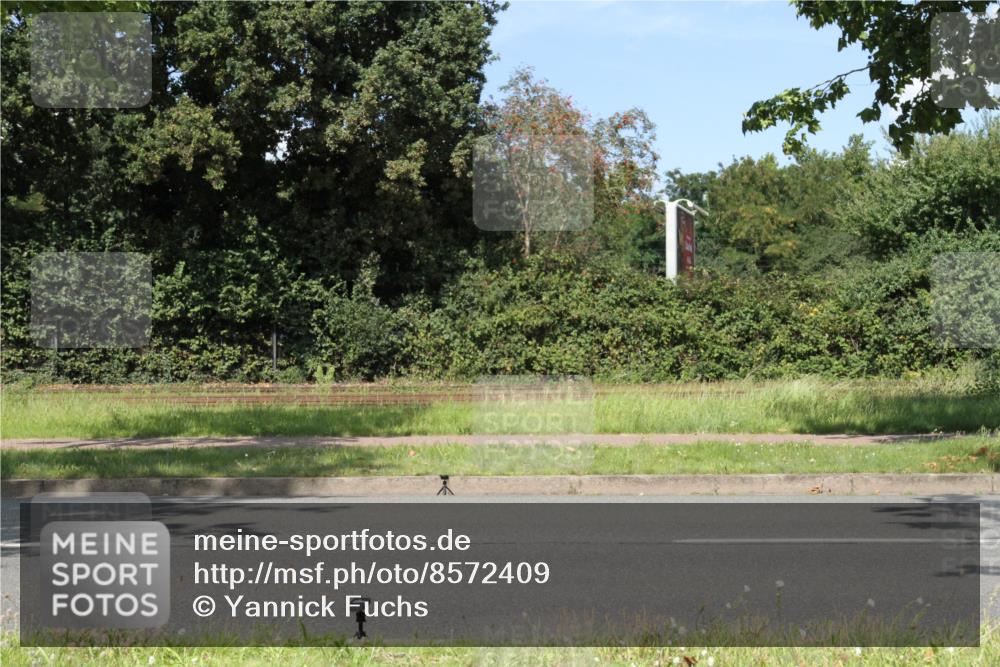 10.08.2025 - GEWOBA Citytriathlon Bremen Yannick Fuchs http://msf.ph/oto/8572409 10.08.2025 15:03:41 Radfahren  meine-sportfotos.de