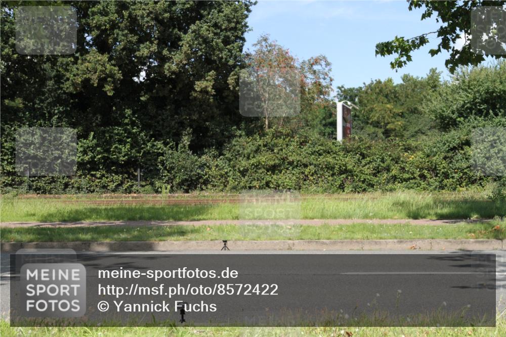 10.08.2025 - GEWOBA Citytriathlon Bremen Yannick Fuchs http://msf.ph/oto/8572422 10.08.2025 15:03:46 Radfahren  meine-sportfotos.de