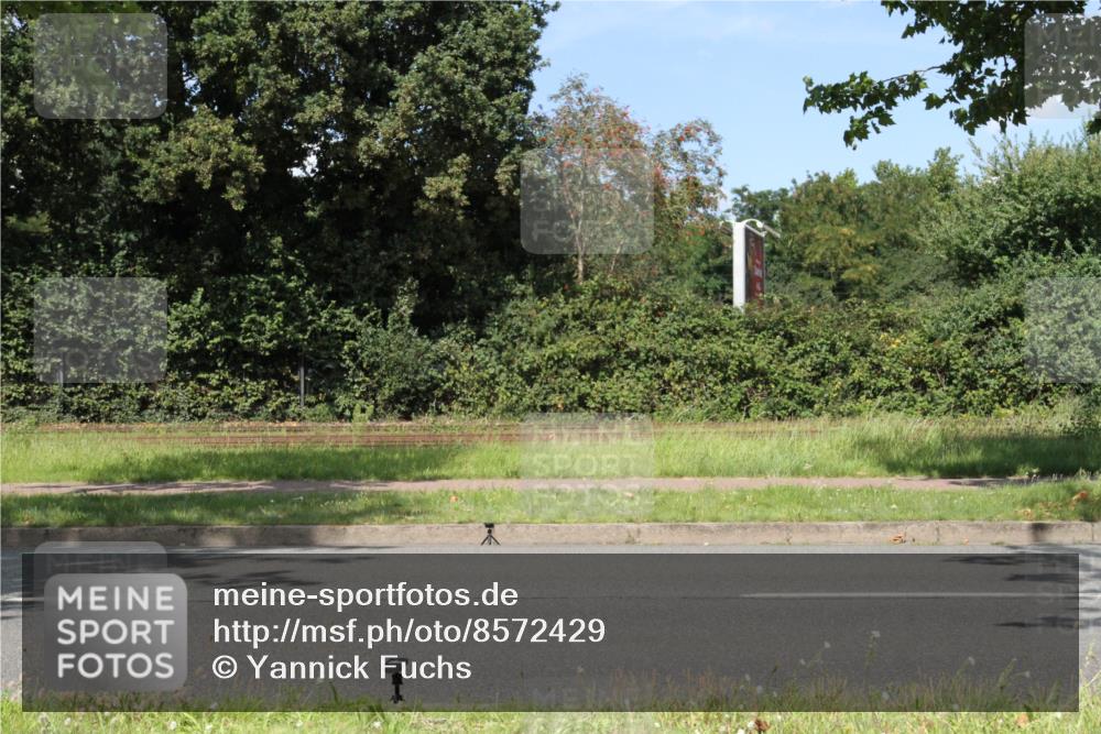10.08.2025 - GEWOBA Citytriathlon Bremen Yannick Fuchs http://msf.ph/oto/8572429 10.08.2025 15:03:48 Radfahren  meine-sportfotos.de