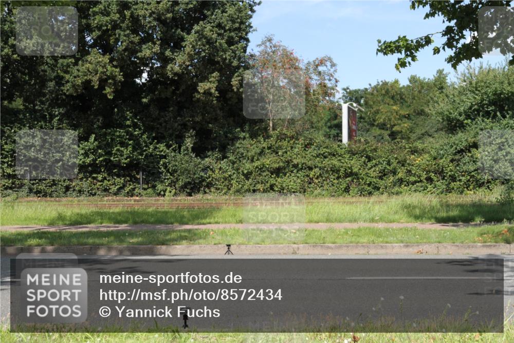 10.08.2025 - GEWOBA Citytriathlon Bremen Yannick Fuchs http://msf.ph/oto/8572434 10.08.2025 15:03:50 Radfahren  meine-sportfotos.de
