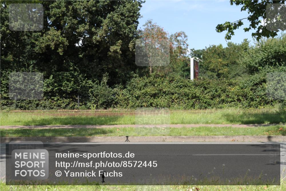10.08.2025 - GEWOBA Citytriathlon Bremen Yannick Fuchs http://msf.ph/oto/8572445 10.08.2025 15:03:54 Radfahren  meine-sportfotos.de