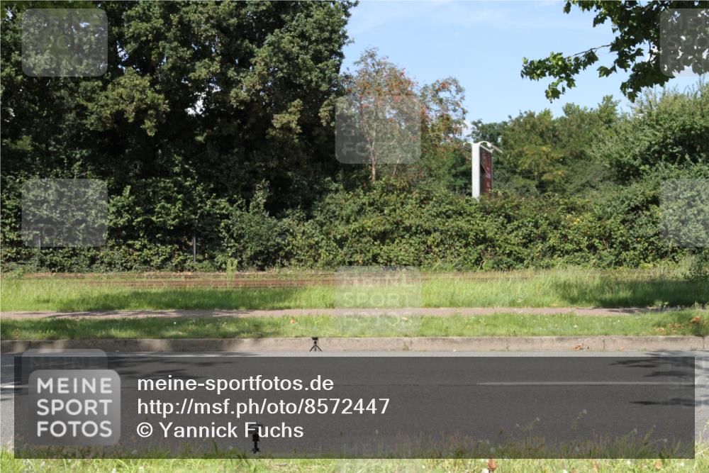 10.08.2025 - GEWOBA Citytriathlon Bremen Yannick Fuchs http://msf.ph/oto/8572447 10.08.2025 15:03:54 Radfahren  meine-sportfotos.de