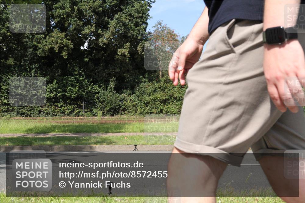 10.08.2025 - GEWOBA Citytriathlon Bremen Yannick Fuchs http://msf.ph/oto/8572455 10.08.2025 15:03:57 Radfahren  meine-sportfotos.de