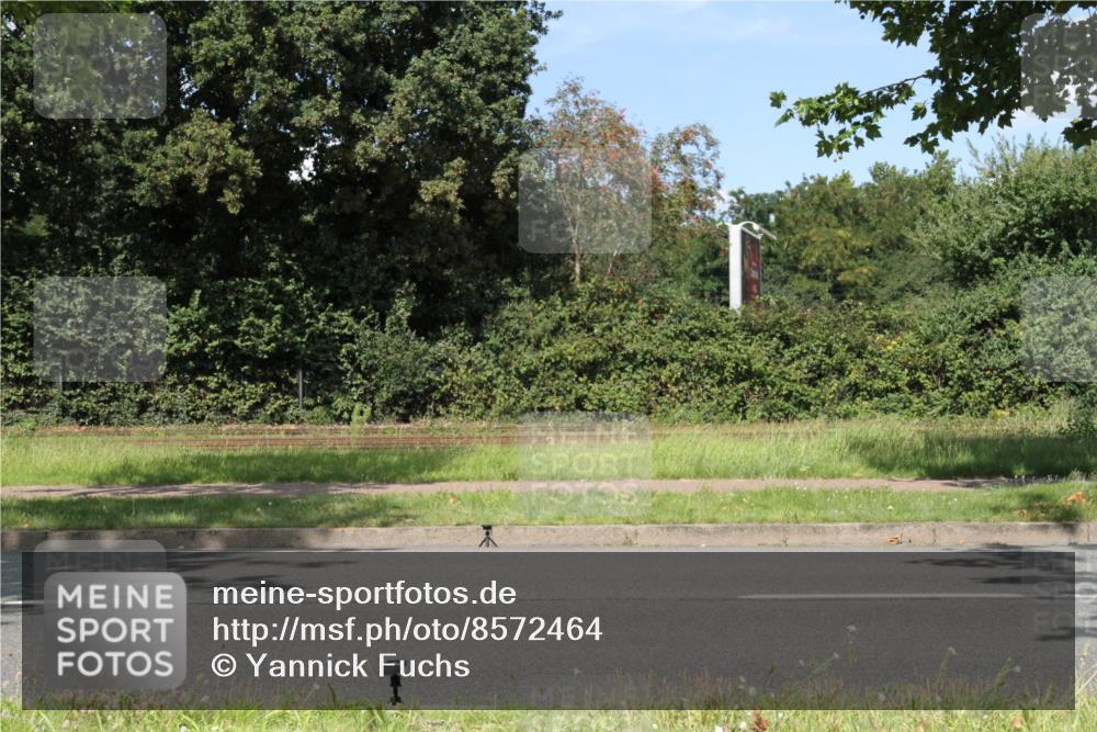 10.08.2025 - GEWOBA Citytriathlon Bremen Yannick Fuchs http://msf.ph/oto/8572464 10.08.2025 15:04:00 Radfahren  meine-sportfotos.de