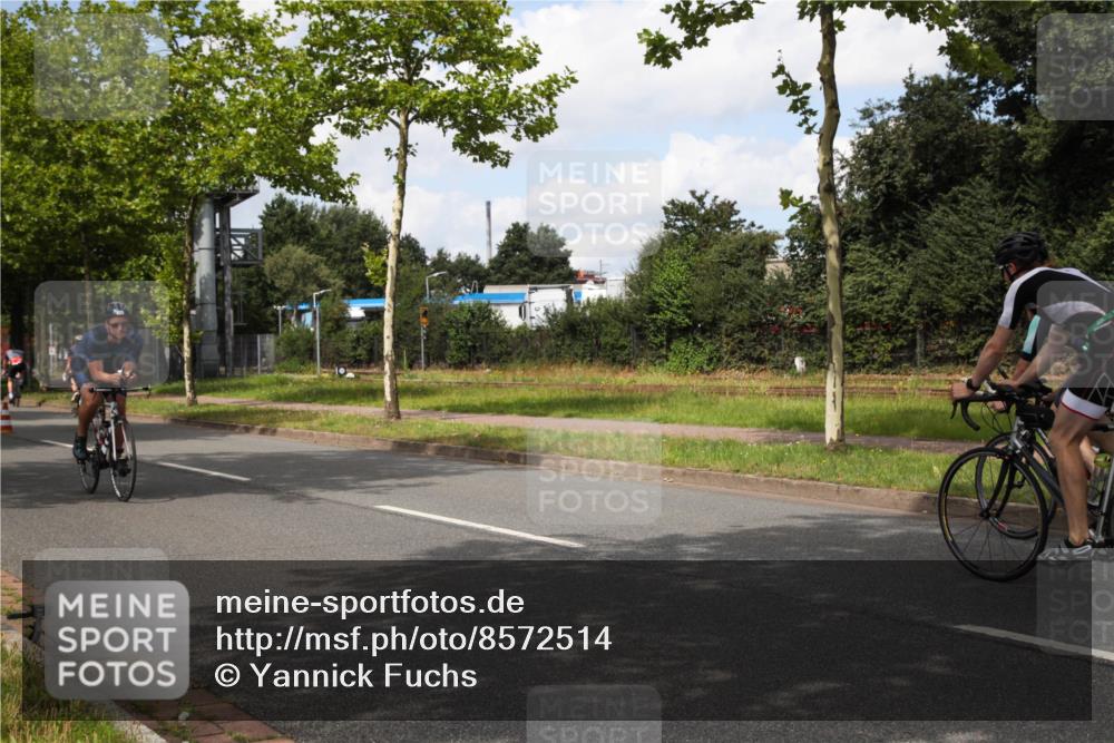 10.08.2025 - GEWOBA Citytriathlon Bremen Yannick Fuchs http://msf.ph/oto/8572514 10.08.2025 12:48:56 Radfahren 578, 621, 627, 641, 649, 655, 657, 682, 687, 717, 788, 857, 863, 897, 932, 950, 1010, 1027 meine-sportfotos.de