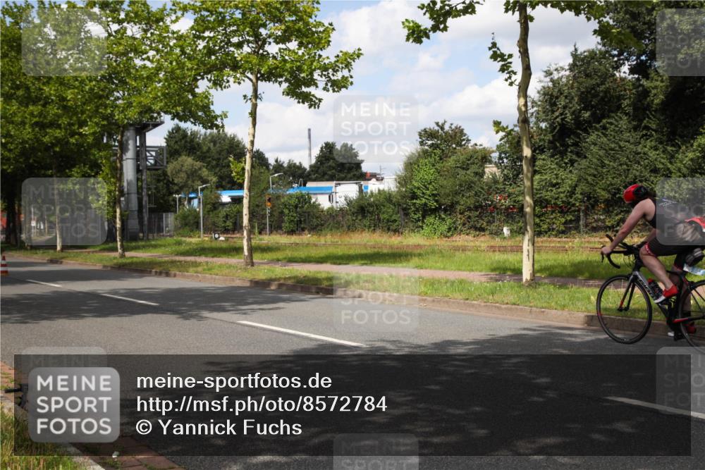 10.08.2025 - GEWOBA Citytriathlon Bremen Yannick Fuchs http://msf.ph/oto/8572784 10.08.2025 12:54:40 Radfahren 580, 582, 634, 736, 783, 789, 790, 826 meine-sportfotos.de