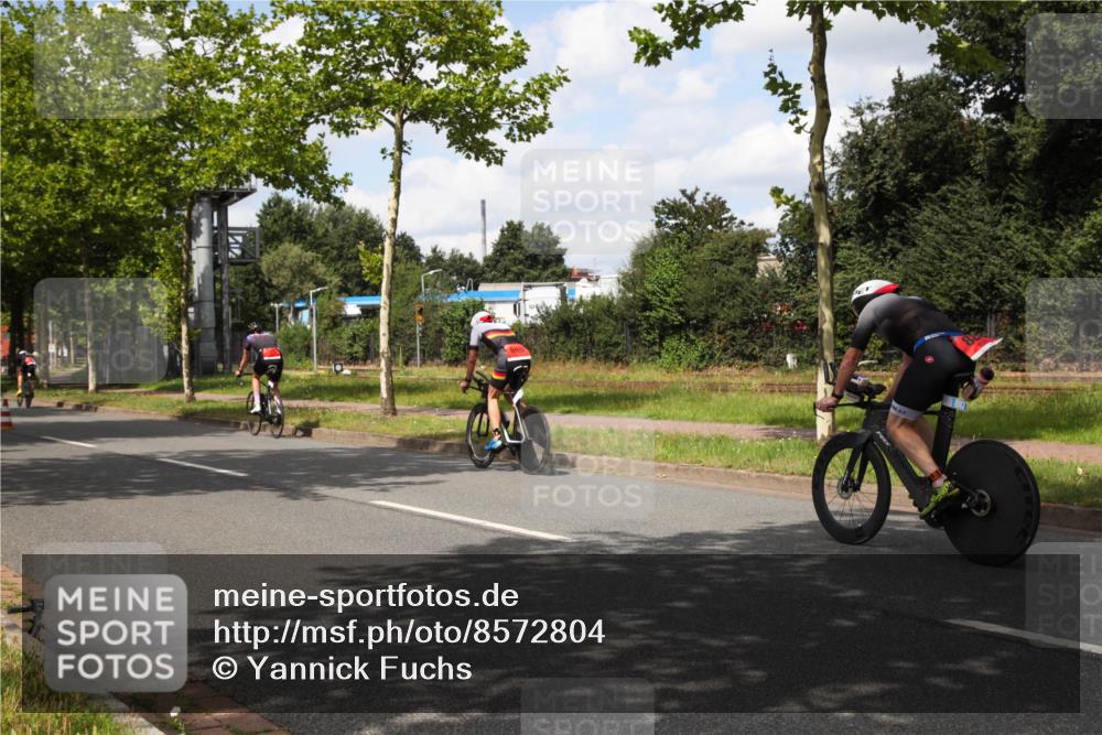 10.08.2025 - GEWOBA Citytriathlon Bremen Yannick Fuchs http://msf.ph/oto/8572804 10.08.2025 12:55:06 Radfahren 563, 591, 632, 714, 728, 761, 766, 781, 794, 877, 1015, 1029 meine-sportfotos.de