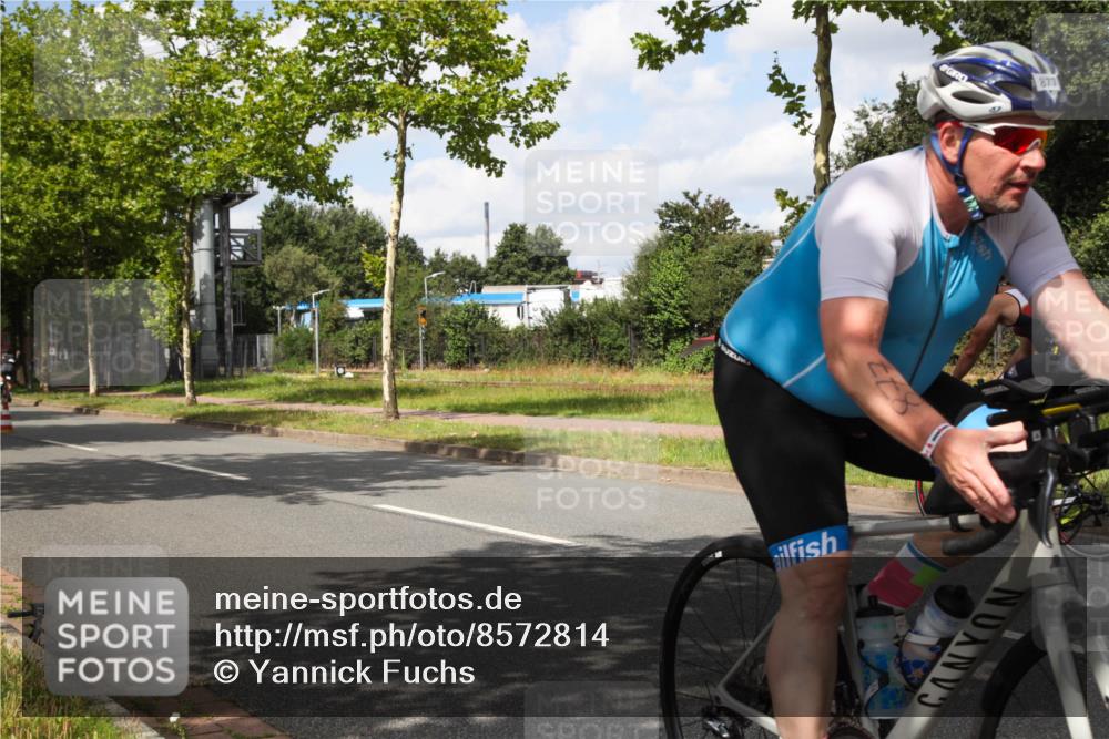 10.08.2025 - GEWOBA Citytriathlon Bremen Yannick Fuchs http://msf.ph/oto/8572814 10.08.2025 12:55:15 Radfahren 696, 714, 761, 766, 794, 877, 982, 1015 meine-sportfotos.de