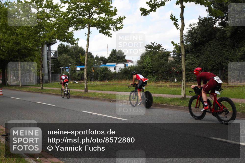 10.08.2025 - GEWOBA Citytriathlon Bremen Yannick Fuchs http://msf.ph/oto/8572860 10.08.2025 12:56:05 Radfahren 589, 662, 765, 784, 883, 890, 896, 1024, 1025 meine-sportfotos.de