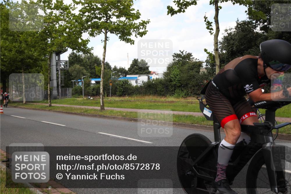 10.08.2025 - GEWOBA Citytriathlon Bremen Yannick Fuchs http://msf.ph/oto/8572878 10.08.2025 12:56:28 Radfahren 555, 567, 589, 678, 706, 721, 737, 749, 764, 772, 782, 814, 831, 844 meine-sportfotos.de