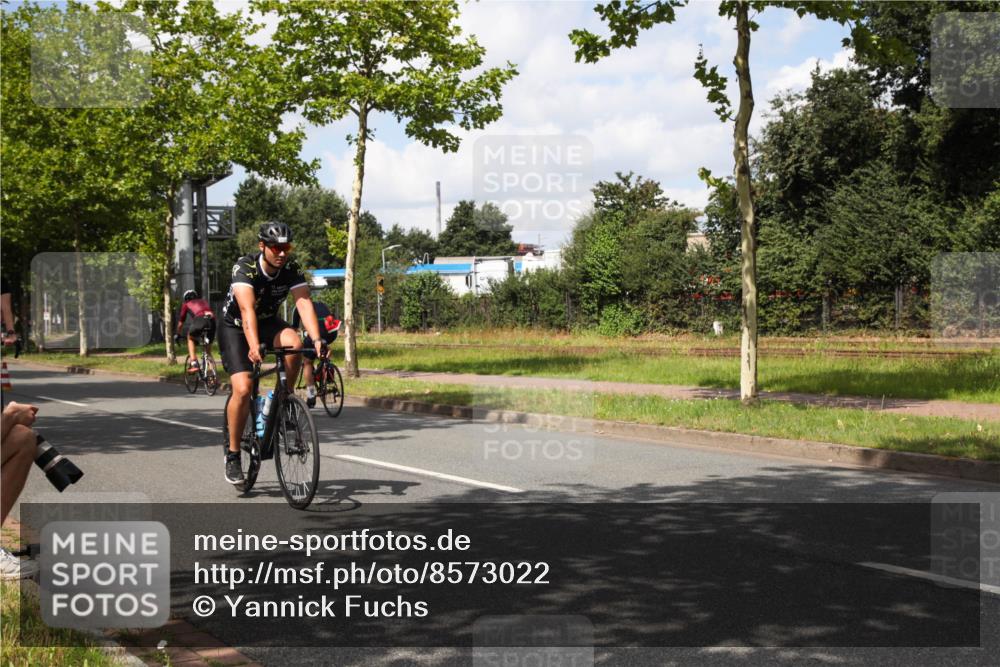 10.08.2025 - GEWOBA Citytriathlon Bremen Yannick Fuchs http://msf.ph/oto/8573022 10.08.2025 12:57:44 Radfahren 650, 660, 690, 825, 853, 869, 1018 meine-sportfotos.de