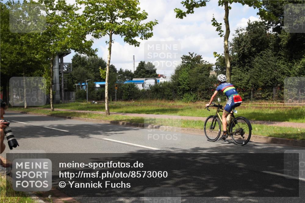 10.08.2025 - GEWOBA Citytriathlon Bremen Yannick Fuchs http://msf.ph/oto/8573060 10.08.2025 12:57:56 Radfahren 650, 660, 671, 853, 869, 920, 1018 meine-sportfotos.de