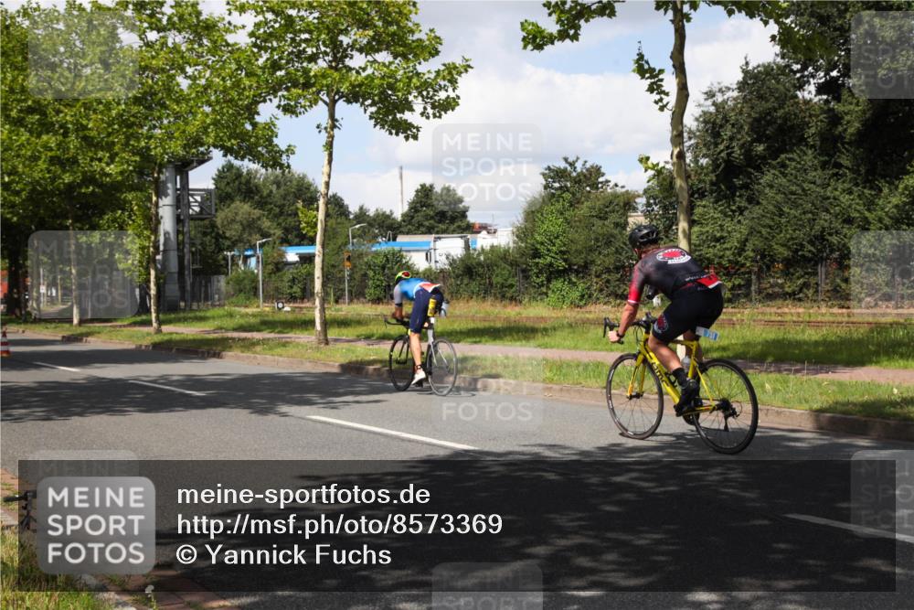 10.08.2025 - GEWOBA Citytriathlon Bremen Yannick Fuchs http://msf.ph/oto/8573369 10.08.2025 13:03:37 Radfahren 753, 812, 823, 925 meine-sportfotos.de