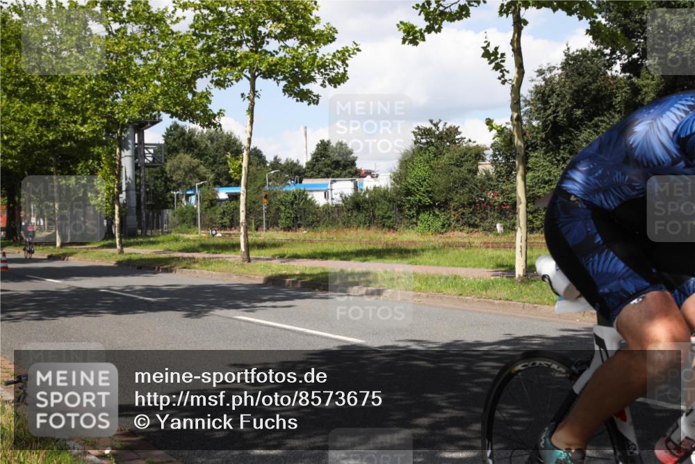 10.08.2025 - GEWOBA Citytriathlon Bremen Yannick Fuchs http://msf.ph/oto/8573675 10.08.2025 13:06:35 Radfahren 621, 655, 699, 732, 788, 840, 856, 914, 927, 1026 meine-sportfotos.de