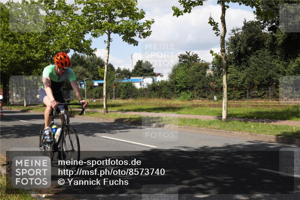 10.08.2025 - GEWOBA Citytriathlon Bremen Yannick Fuchs http://msf.ph/oto/8573740 10.08.2025 13:07:54 Radfahren 578, 643, 689, 774, 852, 941 meine-sportfotos.de