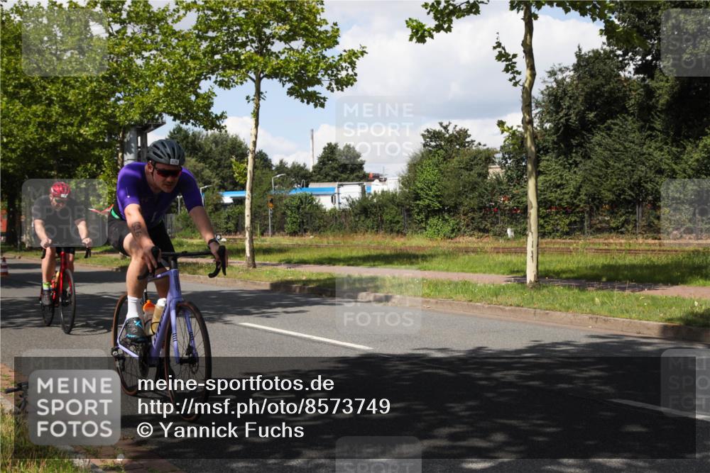 10.08.2025 - GEWOBA Citytriathlon Bremen Yannick Fuchs http://msf.ph/oto/8573749 10.08.2025 13:08:07 Radfahren 626, 643, 666, 687, 689, 774, 792, 838, 852 meine-sportfotos.de