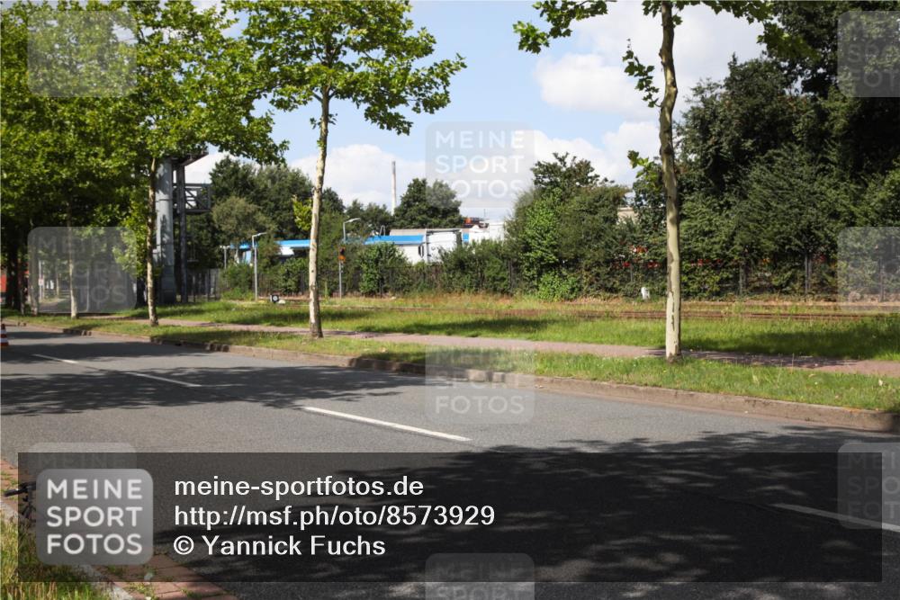 10.08.2025 - GEWOBA Citytriathlon Bremen Yannick Fuchs http://msf.ph/oto/8573929 10.08.2025 13:13:39 Radfahren 742, 781, 784, 790, 905, 982, 1015, 1033, 1039 meine-sportfotos.de