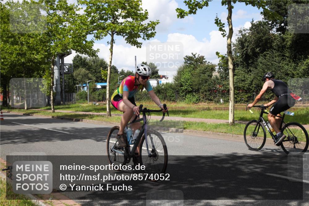 10.08.2025 - GEWOBA Citytriathlon Bremen Yannick Fuchs http://msf.ph/oto/8574052 10.08.2025 13:24:11 Radfahren 929 meine-sportfotos.de