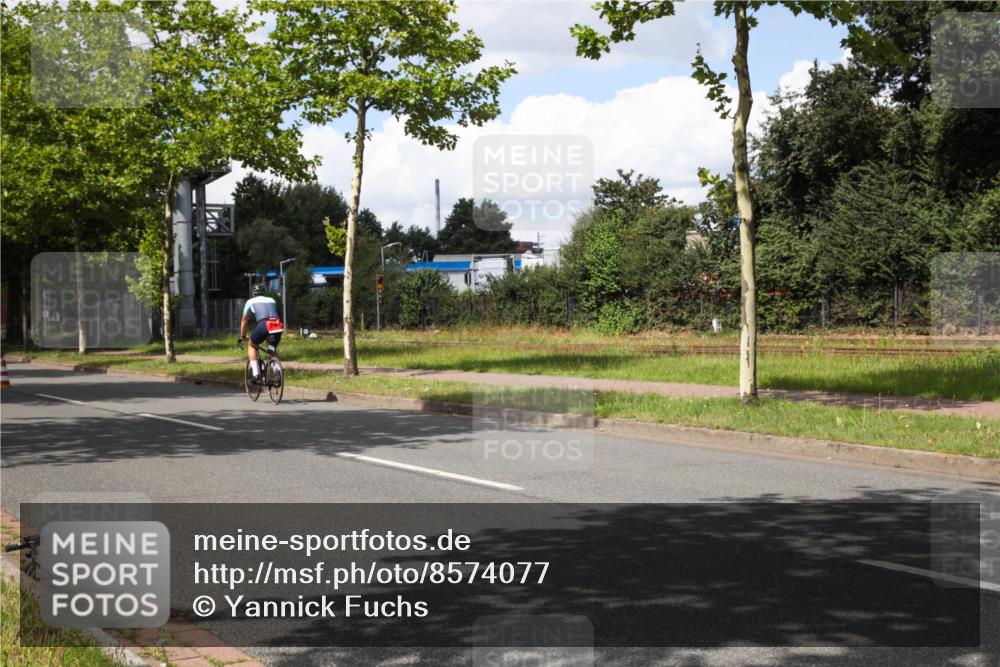10.08.2025 - GEWOBA Citytriathlon Bremen Yannick Fuchs http://msf.ph/oto/8574077 10.08.2025 13:27:12 Radfahren  meine-sportfotos.de