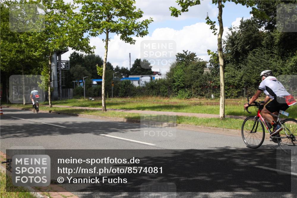 10.08.2025 - GEWOBA Citytriathlon Bremen Yannick Fuchs http://msf.ph/oto/8574081 10.08.2025 13:27:13 Radfahren 909 meine-sportfotos.de