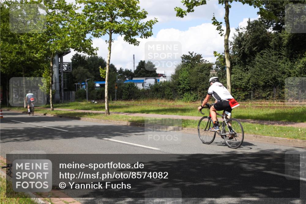 10.08.2025 - GEWOBA Citytriathlon Bremen Yannick Fuchs http://msf.ph/oto/8574082 10.08.2025 13:27:14 Radfahren 909 meine-sportfotos.de