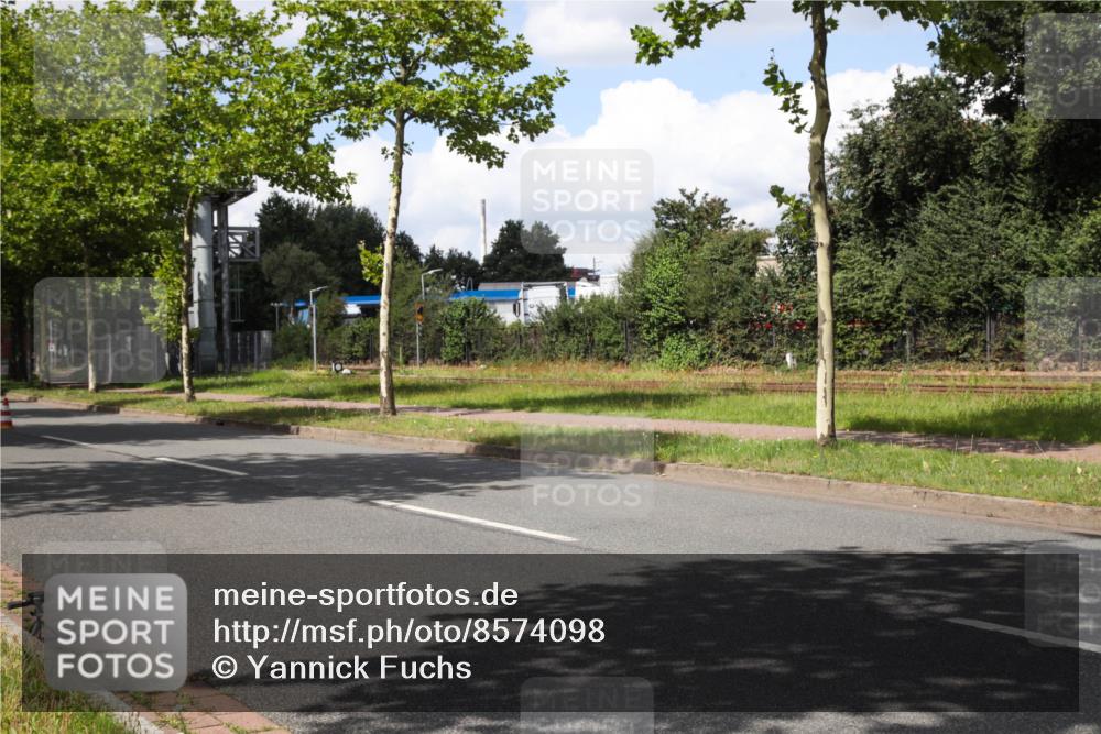 10.08.2025 - GEWOBA Citytriathlon Bremen Yannick Fuchs http://msf.ph/oto/8574098 10.08.2025 13:28:46 Radfahren  meine-sportfotos.de