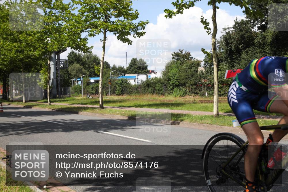 10.08.2025 - GEWOBA Citytriathlon Bremen Yannick Fuchs http://msf.ph/oto/8574176 10.08.2025 13:35:16 Radfahren 602 meine-sportfotos.de