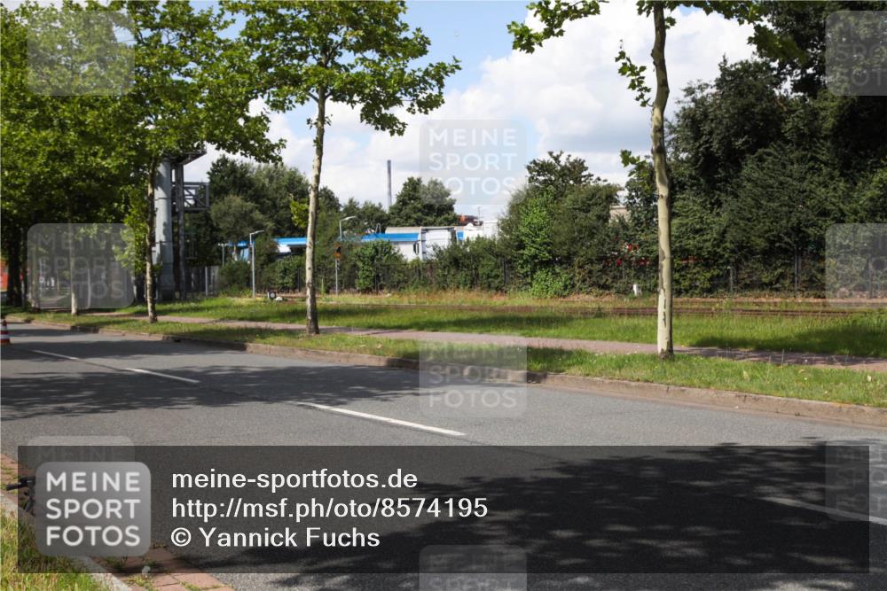 10.08.2025 - GEWOBA Citytriathlon Bremen Yannick Fuchs http://msf.ph/oto/8574195 10.08.2025 13:37:18 Radfahren  meine-sportfotos.de