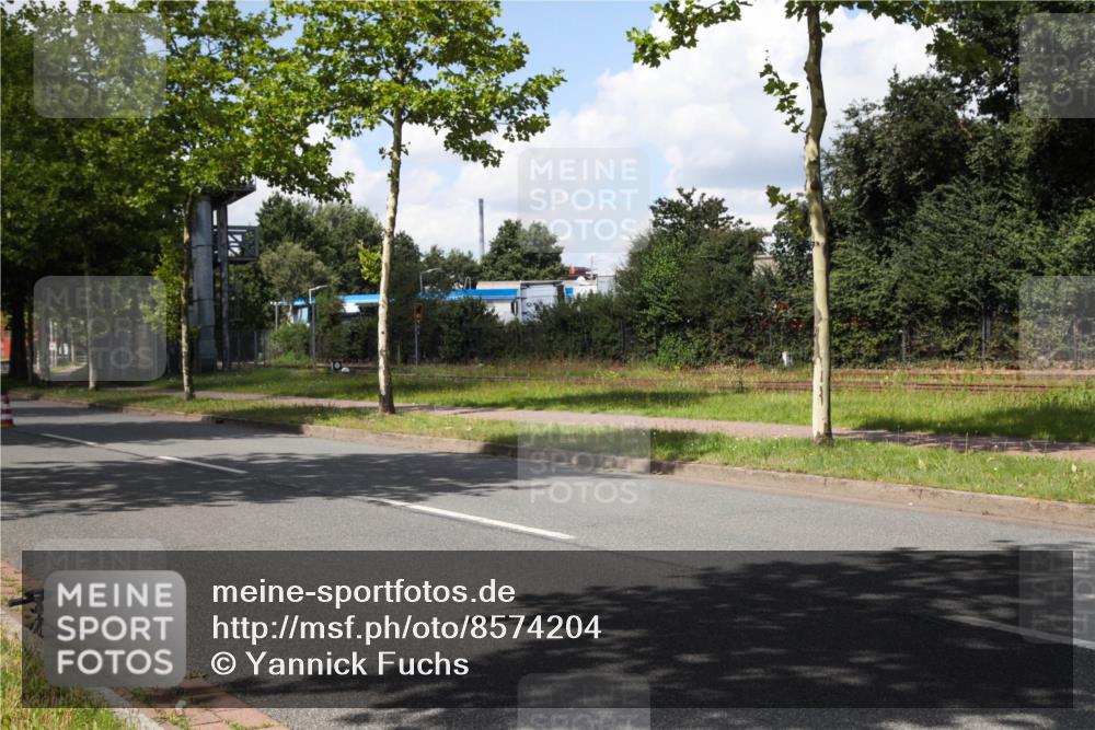 10.08.2025 - GEWOBA Citytriathlon Bremen Yannick Fuchs http://msf.ph/oto/8574204 10.08.2025 13:37:23 Radfahren  meine-sportfotos.de